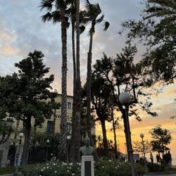 Villa Comunale Sorrento - Park at sunset