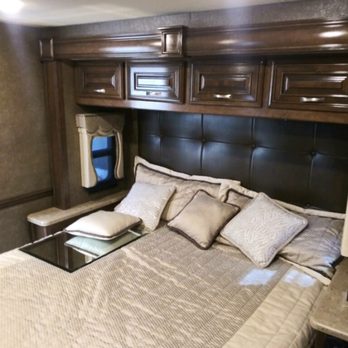 Giant RV - RV Repair Near Me - Downey, California Giant RV - RV Repair Near Me - Downey, California