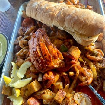 San Pedro Fish Market - Long Beach - Seafood boil - Seafood Near Me - Long Beach, California San Pedro Fish Market - Long Beach - Seafood boil - Seafood Near Me - Long Beach, California