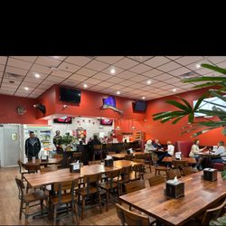 Dilly’s Seafood & Burgers