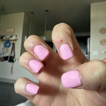 Everly Nail Bar - Nail Salons Near Me - Kyle, Texas