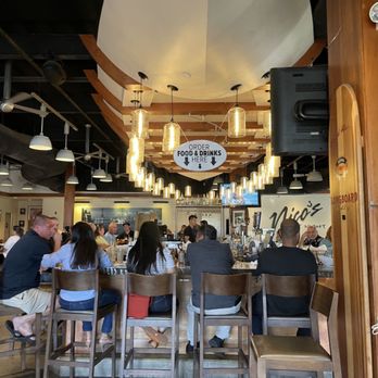 Nico's Pier 38 - Bar - Seafood Near Me - Honolulu, Hawaii