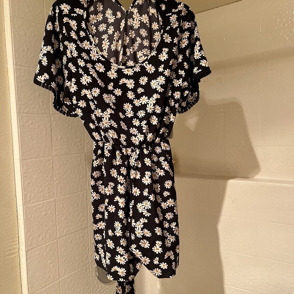 Kohl's - My new Sunflower summer dress that also comes with a belt..On sale for only $15.00. Great deal. - Department Stores Near Me - NORTHRIDGE, California Kohl's - My new Sunflower summer dress that also comes with a belt..On sale for only $15.00. Great deal. - Department Stores Near Me - NORTHRIDGE, California