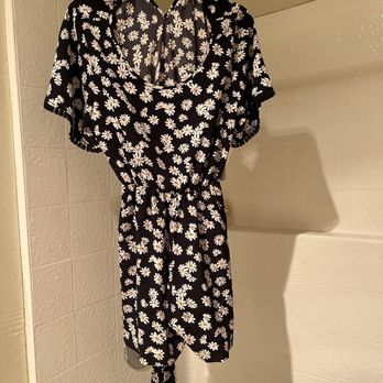 Kohl's - My new Sunflower summer dress that also comes with a belt..On sale for only $15.00. Great deal. - Department Stores Near Me - NORTHRIDGE, California