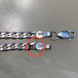 Walls Jewelers - Link on Cuban necklace is crooked.