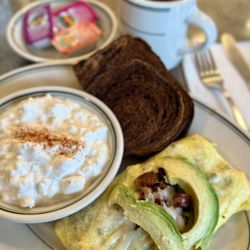 Village Square Cafe - Popeye Omelette