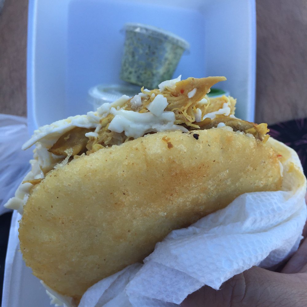 Los Chamos Arepas - Chicken and cheese - Venezuelan Near Me - Carolina, Puerto Rico Los Chamos Arepas - Chicken and cheese - Venezuelan Near Me - Carolina, Puerto Rico