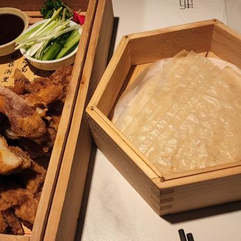Cheli - Flushing - Crispy Duck - Shanghainese Near Me - Flushing, New York