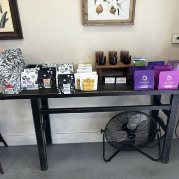 Henry’s Coffee - Coffee & Tea Near Me - Santa Clarita, California Henry’s Coffee - Coffee & Tea Near Me - Santa Clarita, California