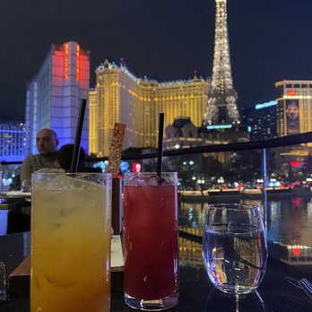 Spago - Non alcoholic Pomegranate Delight & Peach Passion Smash - refreshing and balanced - New American Near Me - Las Vegas, Nevada