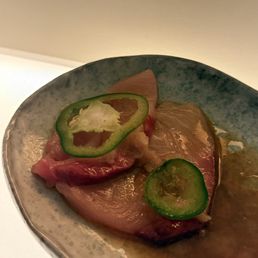 Hamachi jalapeño