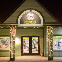 Darkside Snowboards Okemo - Front entrance.
