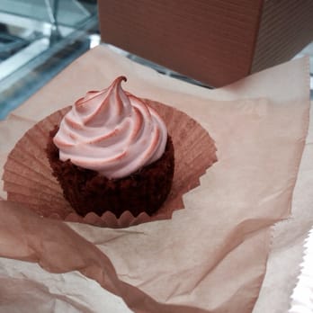 Tout Suite - I tried this mini key lime pie..it was yummy! - Cafes Near Me - Houston, Texas