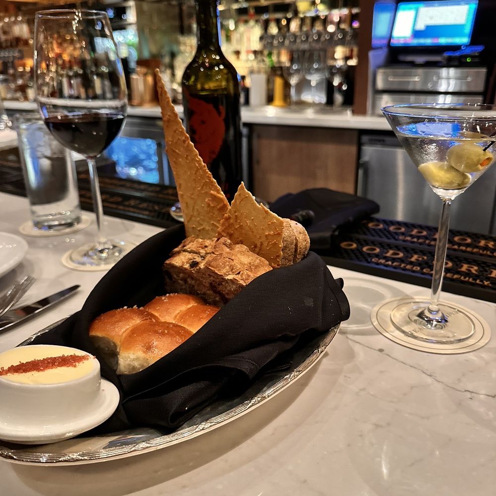 C2 Steak & Seafood - The fresh baked bread basket with European salted butter - Steakhouses Near Me - Brooks, California