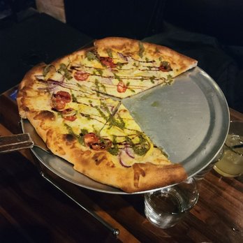 Pizza Beer & Jukebox - Pretty Fly for a White Guy Pizza - Pizza Near Me - Chicago, Illinois