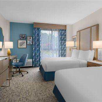 DoubleTree by Hilton Wilmington - Guest room - Hotels Near Me - Wilmington, North Carolina