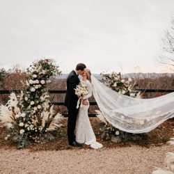 Sugar Magnolia Flower Company - November wedding at Crest Center and Pavillion