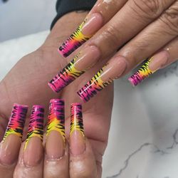 J & J Nails