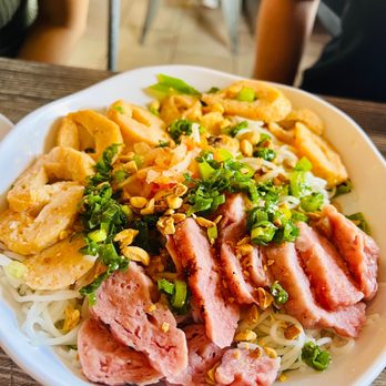 Pho So 1 - Vermicelli with BBQ pork. The sauce was not that impressive. - Vietnamese Near Me - Las Vegas, Nevada Pho So 1 - Vermicelli with BBQ pork. The sauce was not that impressive. - Vietnamese Near Me - Las Vegas, Nevada