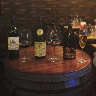 Bar à vin 1855 by null