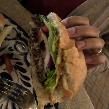 Piggy's Kitchen & Bar - Burger - Breakfast & Brunch Near Me - Houston, Texas