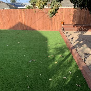ER Landscape & Maintenance - Transition and garden box done by ER Landscape - Landscaping Near Me ER Landscape & Maintenance - Transition and garden box done by ER Landscape - Landscaping Near Me