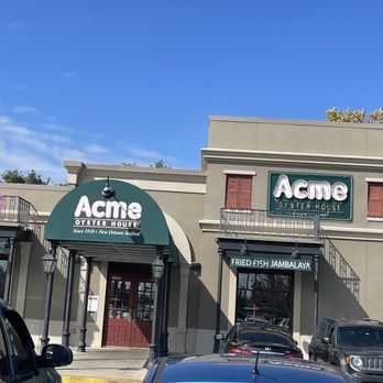 Acme Oyster House - Entrance - Cajun/Creole Near Me - Baton Rouge, Louisiana