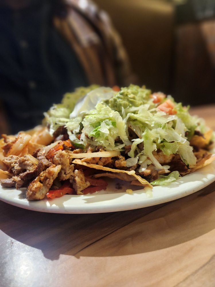 La Salsa Restaurant