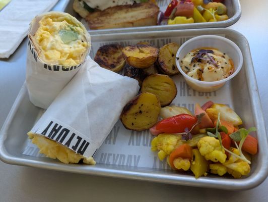HEYDAY EATERY by null