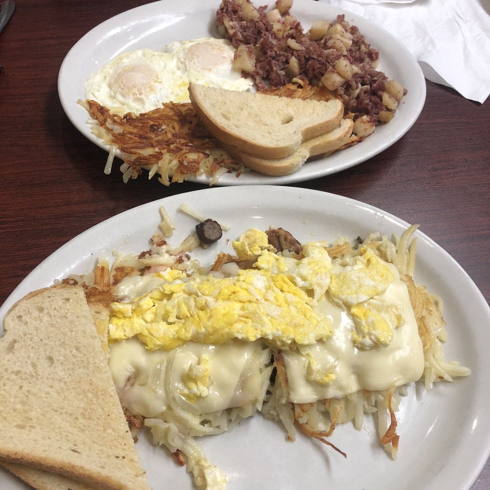 100th St Corner Cafe - Corned beef hash & Stacy's special. - Cafes Near Me - Urbandale, Iowa