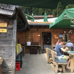 Almstad'l - Gemütlicher Biergarten