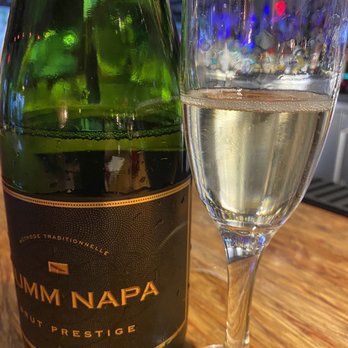 Napa Noodles - Mumm Napa, excellent food wine, crisp & elegant! 36 @Napa Noodles CA Mon 9/5/22 Labor Day Heatwave - Noodles Near Me - Napa, California