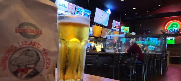 WINKING LIZARD TAVERN - Updated June 2024 - 71 Photos & 82 Reviews
