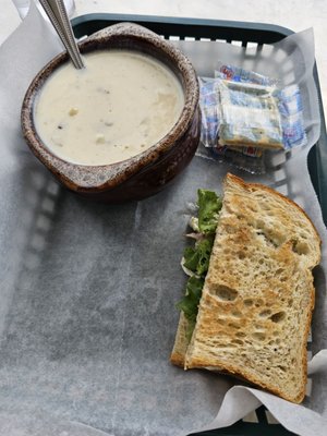 Fuzzy Duck Coffee Shop