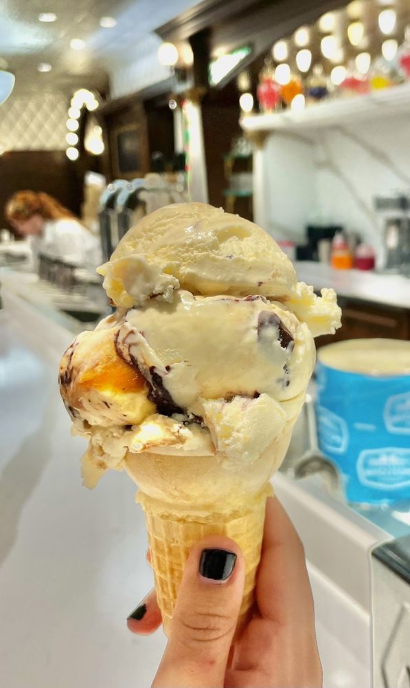 Ice Cream Parlor Oasis Ranch, Furnace Creek Roadtrippers