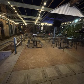 Nitty Gritty - Sun Prairie - American Near Me - Sun Prairie, Wisconsin