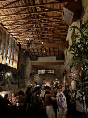 Melrose Umbrella Co. by null