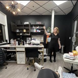 The Worst Salon Ever - The Salon