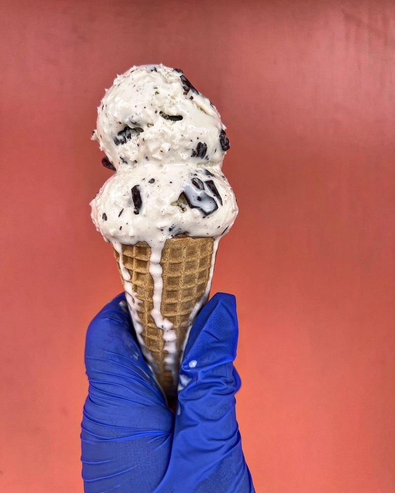 Rosie’s Handmade Ice Cream Logo