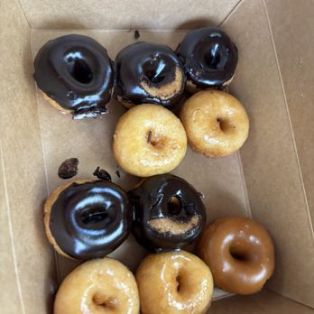 The Mini Donut Company - Donuts Near Me - Carlsbad, California