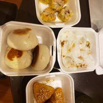 Dim Sum King - Shiu mai, bbq pork pastry puff, rice roll w bbq pork, pan fries buns - Dim Sum Near Me - El Monte, California Dim Sum King - Shiu mai, bbq pork pastry puff, rice roll w bbq pork, pan fries buns - Dim Sum Near Me - El Monte, California