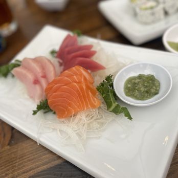 Kuma Sushi - Sushi Bars Near Me - Bakersfield, California