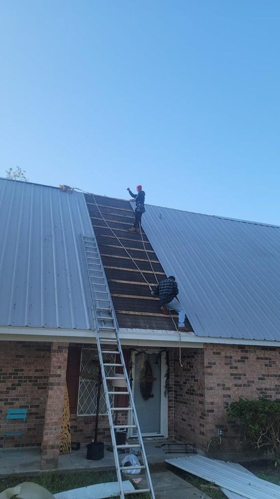 Slide of Murcia's Roofing