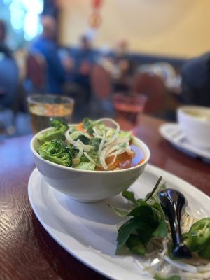 Pho Viet Anh by null