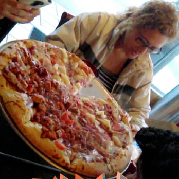 Pizza Bar - Pizza Near Me - Laguna Beach, California