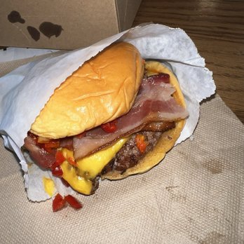Shake Shack Craig Road - Smokehouse $9 8/10 - Burgers Near Me - North Las Vegas, Nevada Shake Shack Craig Road - Smokehouse $9 8/10 - Burgers Near Me - North Las Vegas, Nevada
