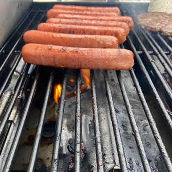 Fera’s Grill - Did somebody say hot dogs????? - Caterers Near Me Fera’s Grill - Did somebody say hot dogs????? - Caterers Near Me