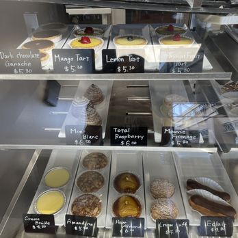 Chez Kobayashi Pastries - Inside - Patisserie/Cake Shop Near Me - Houston, Texas