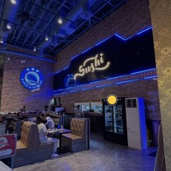 Top Sushi & Oyster - Restaurant inside