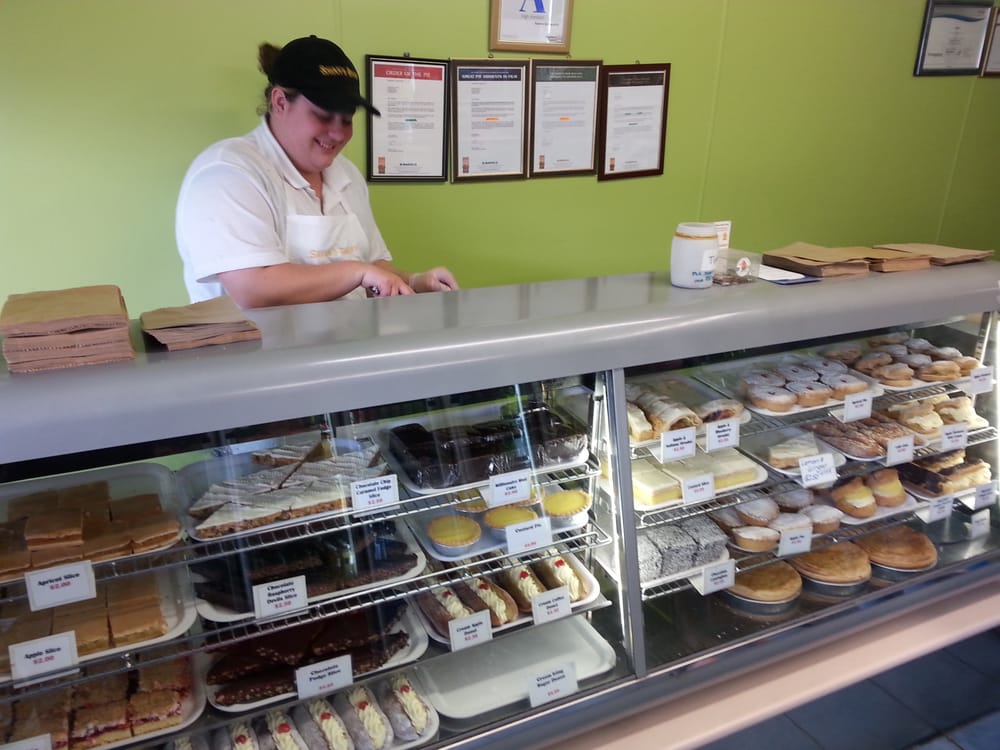 SAVAN’S BAKERY Updated October 2024 56 Queen St, Warkworth, Auckland, New Zealand Bakeries